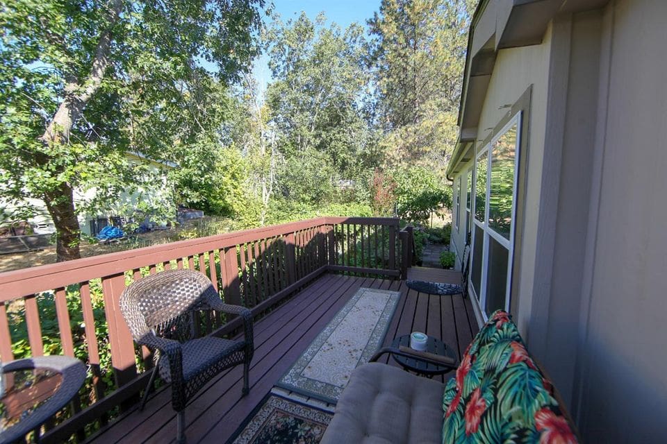 https://oregondreamsrealestate.com/wp-content/uploads/2021/10/20200312034022949639000000-o.jpg